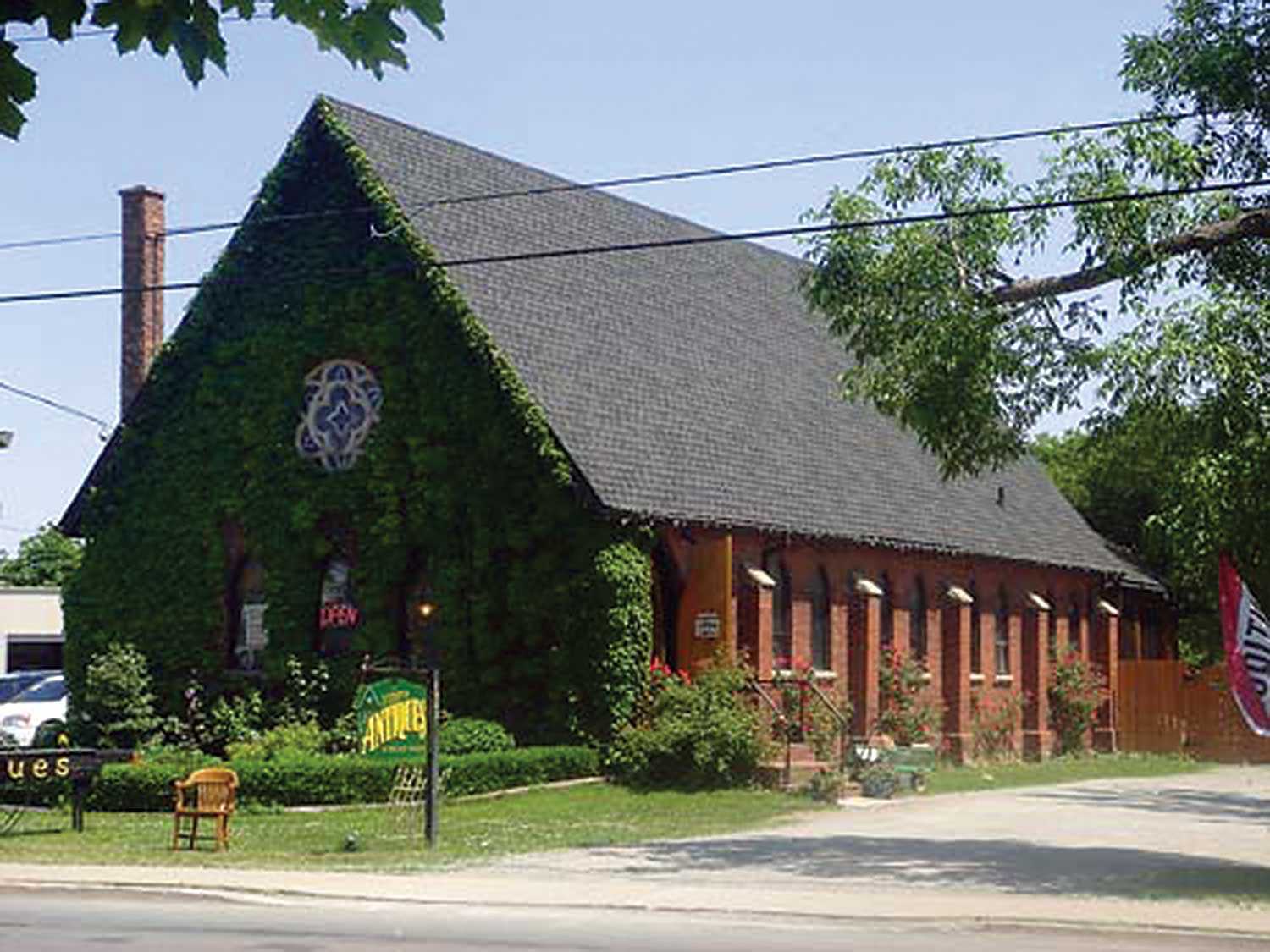 In Niagara-on-the-Lake, Europa Antiques was once St. John’s Anglican Church
