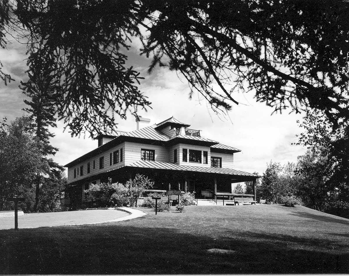 Sir Harry Oakes Chateau, Kirkland Lake