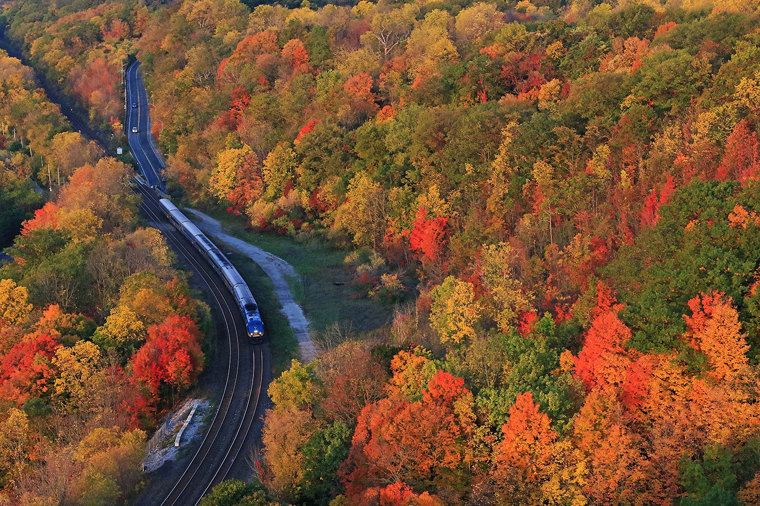 Ontario trains (Photo: Earl Minnis)