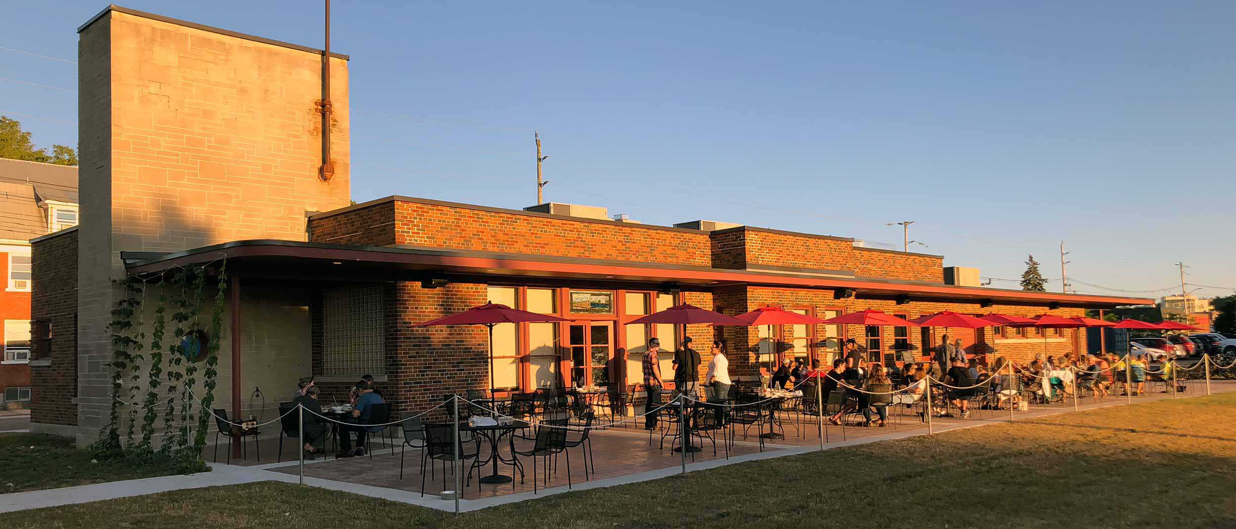 Mudtown Station Brewery and Restaurant