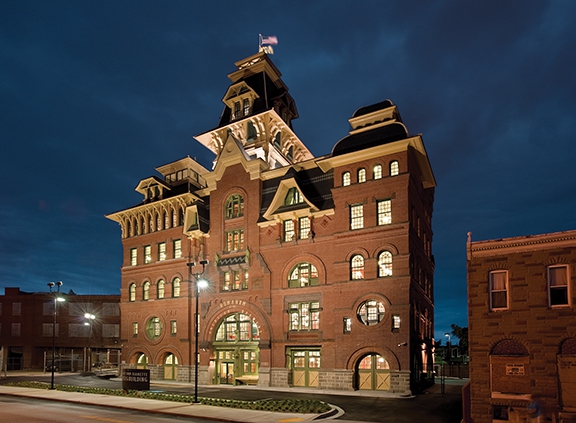 Old building (Photo: Paul Burk)