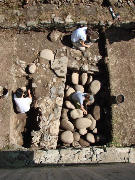 Excavation of the 1819 icehouse, Macdonell-Willimson House, Pointe Fortune